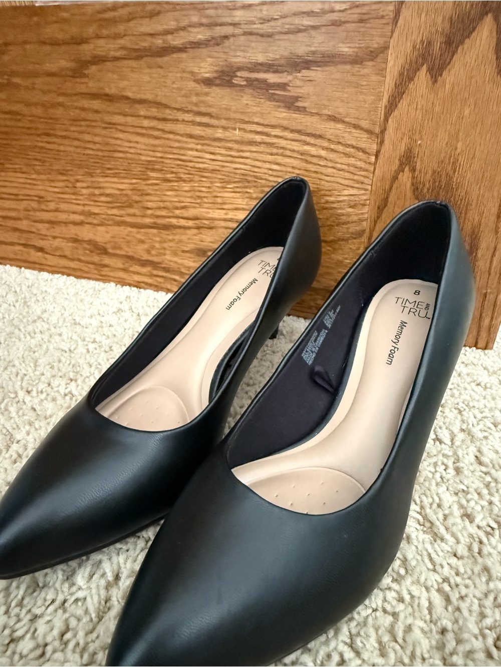 Time and Tru Black Pointed Toe Pumps
